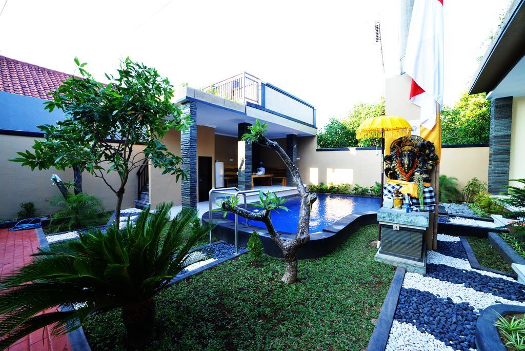 Ratu Guest House Kuta Selatan Ngoại thất bức ảnh