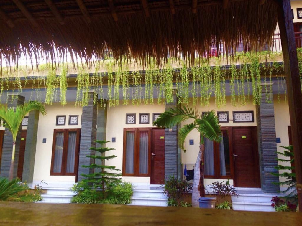 Ratu Guest House Kuta Selatan Ngoại thất bức ảnh