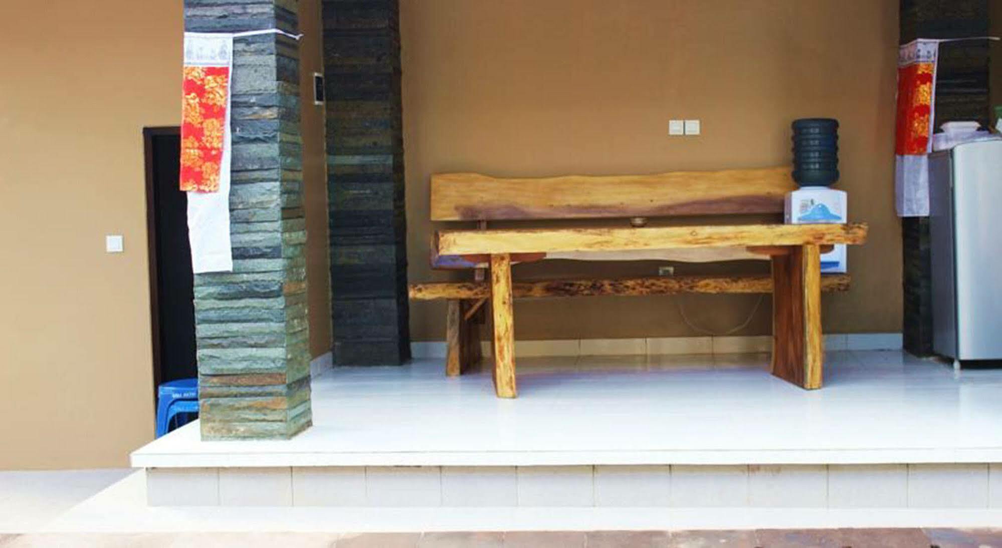 Ratu Guest House Kuta Selatan Ngoại thất bức ảnh