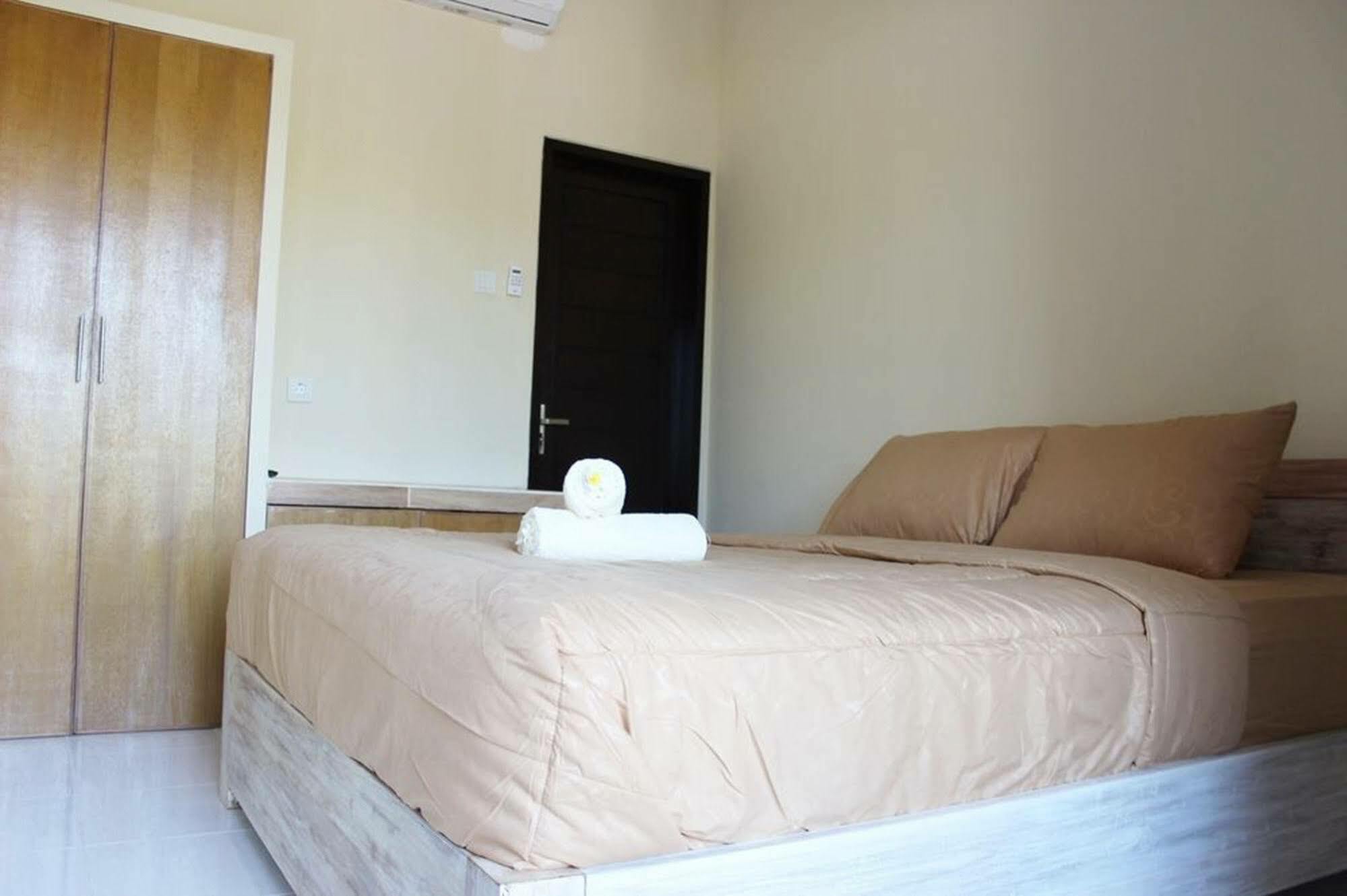 Ratu Guest House Kuta Selatan Ngoại thất bức ảnh